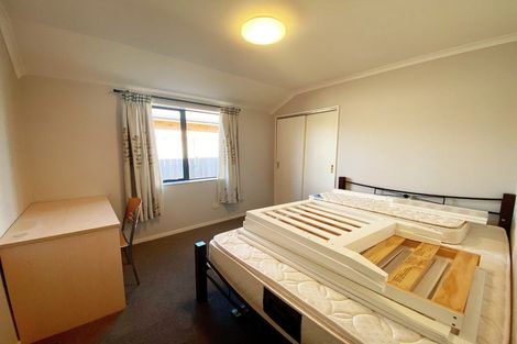 Photo of property in 18 Holford Place, Huntington, Hamilton, 3210