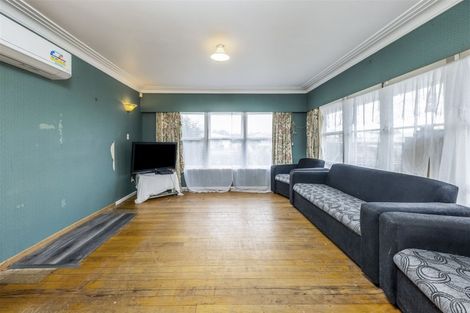 Photo of property in 24 Rollerson Street, Papakura, 2110