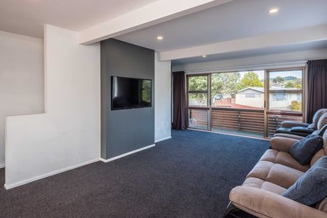 Photo of property in 5 Mamaku Street, Paraparaumu, 5032