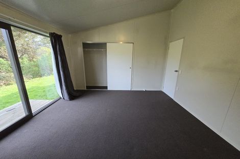 Photo of property in 23b Dorset Grove, Cannons Creek, Porirua, 5024