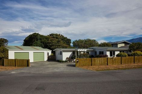 Photo of property in 1 Kotuku Road, South Bay, Kaikoura, 7300