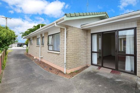 Photo of property in 43a Centreway Road, Orewa, 0931