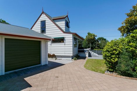 Photo of property in 12 Hawai Street, Two Mile Bay, Taupo, 3330