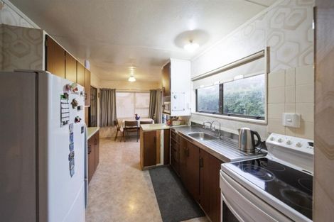 Photo of property in 16 Manuka Place, Hawera, 4610