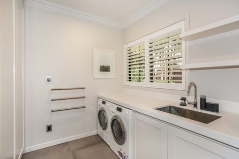 Photo of property in 54 Derbyshire Lane, Karaka, Papakura, 2580