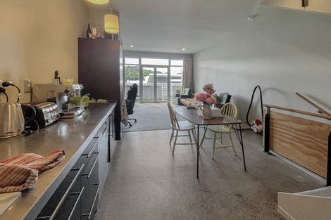 Photo of property in Mondrian Townhouses, 9/24 Hanson Street, Mount Cook, Wellington, 6021