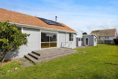 Photo of property in 44 Hussey Street, Waverley, 4510