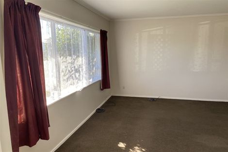 Photo of property in 2/16 Northall Road, New Lynn, Auckland, 0600