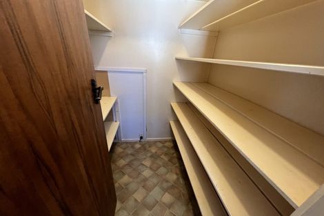 Photo of property in 7 Norma Avenue, Te Atatu South, Auckland, 0610