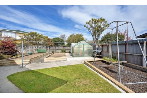 Photo of property in 10a Penelope Place, Casebrook, Christchurch, 8051