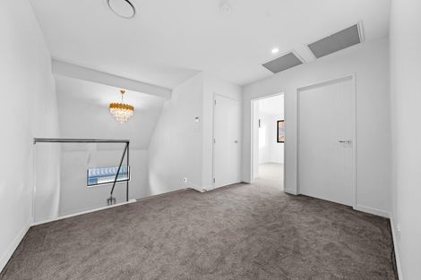 Photo of property in 30 Korowhiti Road, Clarks Beach, 2122