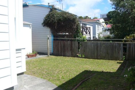 Photo of property in 78 Tasman Street, Mount Cook, Wellington, 6021