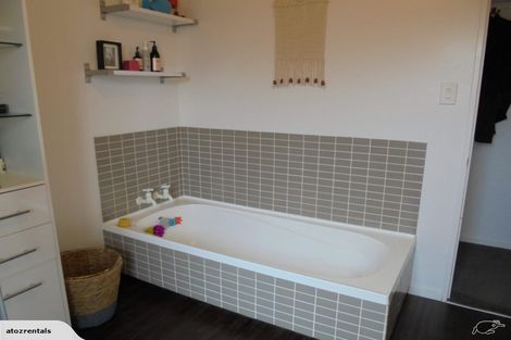 Photo of property in 1 Carinya Lane, Heathcote Valley, Christchurch, 8022