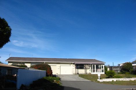 Photo of property in 2/17 Ida Street, New Brighton, Christchurch, 8061