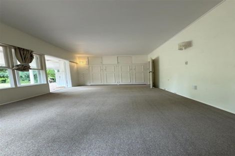 Photo of property in 208 Godley Road, Titirangi, Auckland, 0604