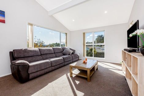 Photo of property in 8 Japonica Crescent, Ranui, Porirua, 5024