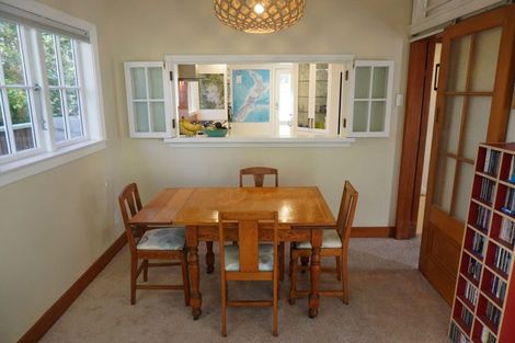 Photo of property in 8 Waikare Street, Karori, Wellington, 6012