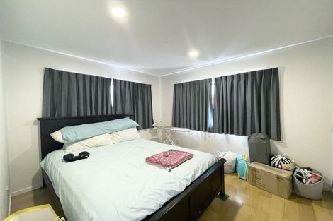 Photo of property in 32a Kelman Road, Kelston, Auckland, 0602