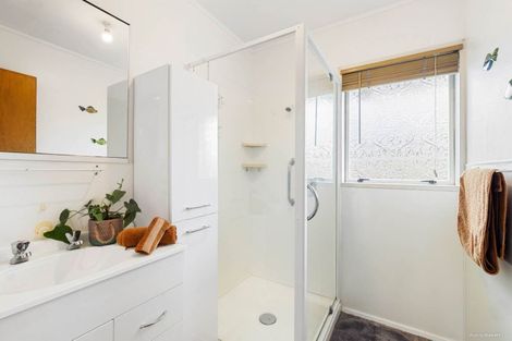 Photo of property in 22 Norfolk Rise, Waiuku, 2123