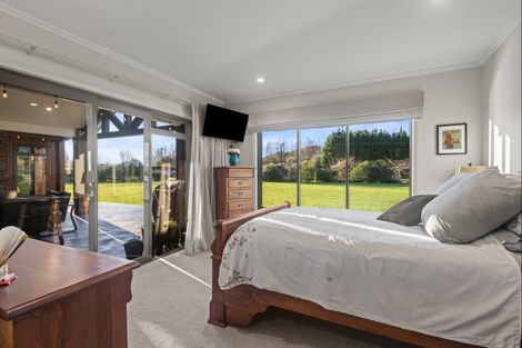 Photo of property in 2 Pheasant Lane, Aokautere, 4471