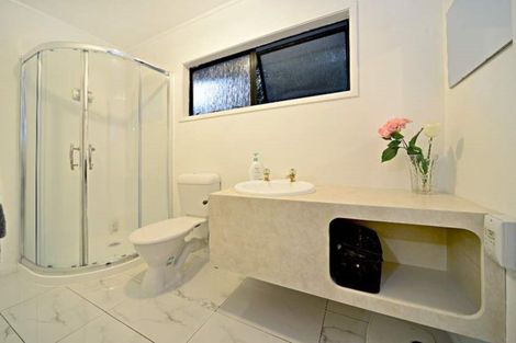Photo of property in 39 Lastel Place, Shelly Park, Auckland, 2014
