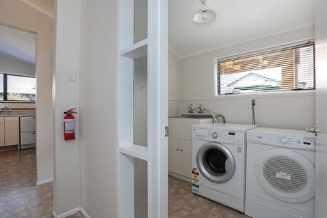 Photo of property in 11 Oaklea Avenue, Marton, 4710