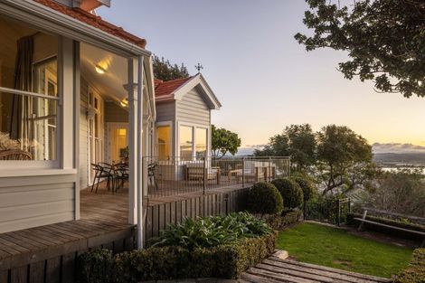 Photo of property in 153 Thompson Road, Bluff Hill, Napier, 4110