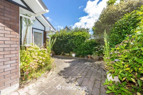 Photo of property in 4f1- Comeskey Grove, Elderslea, Upper Hutt, 5018
