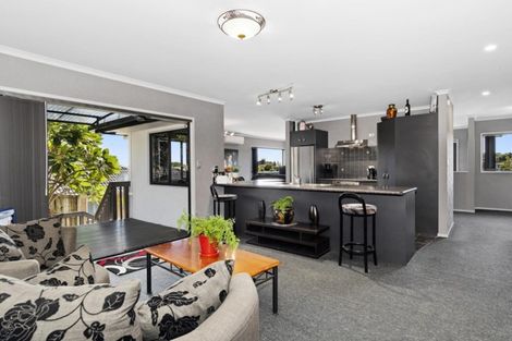 Photo of property in 26 Waipuna Grove, Welcome Bay, Tauranga, 3112