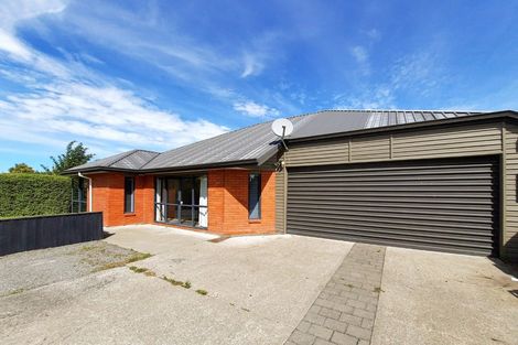 Photo of property in 174 Withells Road, Avonhead, Christchurch, 8042
