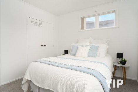 Photo of property in 10 Edgecombe Street, Newlands, Wellington, 6037