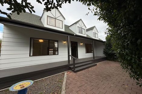 Photo of property in 16 Willowstream Grove, Cloverlea, Palmerston North, 4412