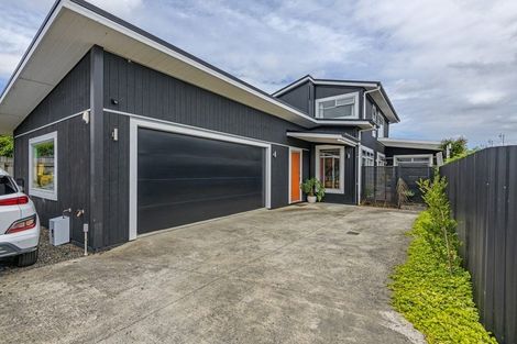 Photo of property in 123 Heretaunga Street, Palmerston North, 4414