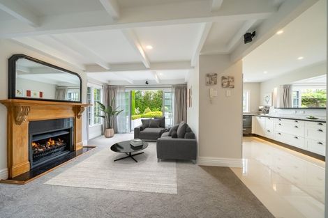 Photo of property in 29 Padnell Crescent, Paparangi, Wellington, 6037