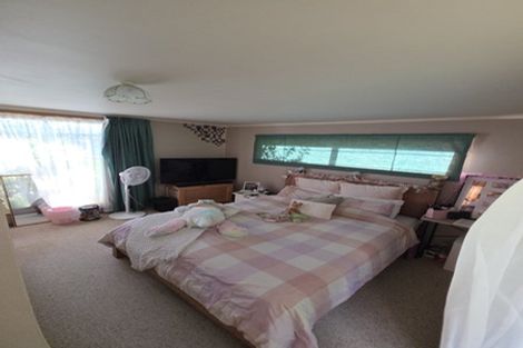 Photo of property in 13 Thompson Road, Bluff Hill, Napier, 4110