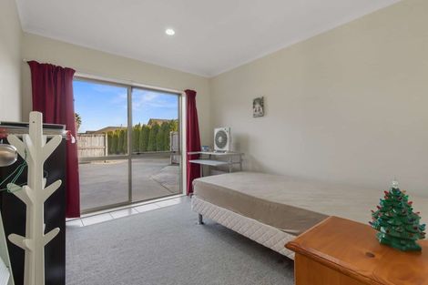 Photo of property in 24 Finchley Place, Hamilton East, Hamilton, 3216