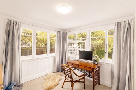 Photo of property in 66 Saint Martins Road, Saint Martins, Christchurch, 8022