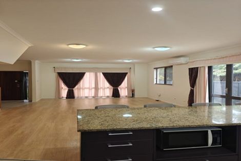 Photo of property in 36 Greenbough Lane, Greenhithe, Auckland, 0632