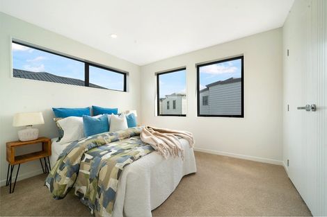 Photo of property in 48 Zita Maria Drive, Massey, Auckland, 0614