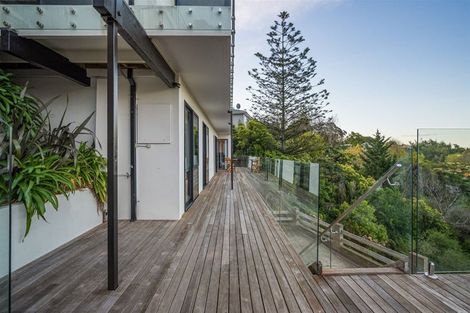 Photo of property in 21 Whareora Terrace, Cashmere, Christchurch, 8022