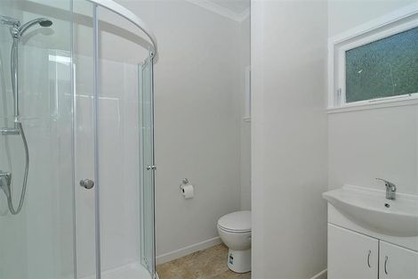 Photo of property in 35 Seaview Terrace, Northland, Wellington, 6012