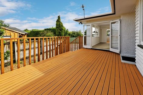 Photo of property in 8 Geordie Street, Henderson, Auckland, 0612