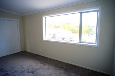 Photo of property in 19u2 Collins Avenue, Tawa, Wellington, 5028