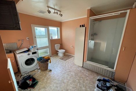 Photo of property in 45 Murvale Drive, Bucklands Beach, Auckland, 2014