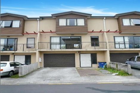 Photo of property in 6/8 Margan Avenue, New Lynn, Auckland, 0600