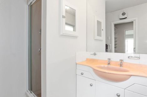 Photo of property in 204 Avonhead Road, Avonhead, Christchurch, 8042