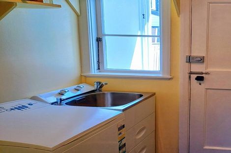 Photo of property in 5 Cressy Street, Waterloo, Lower Hutt, 5011