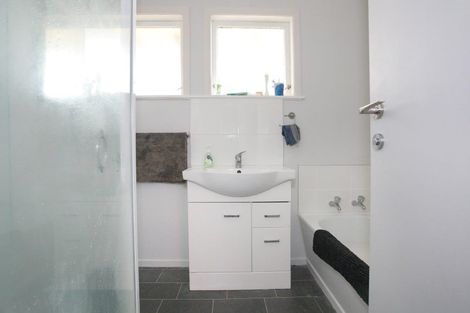 Photo of property in 10 Purnell Place, Marton, 4710