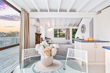 Photo of property in 42 Glenbervie Crescent, Massey, Auckland, 0614