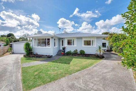 Photo of property in 38 Kashmir Road, Glen Eden, Auckland, 0602